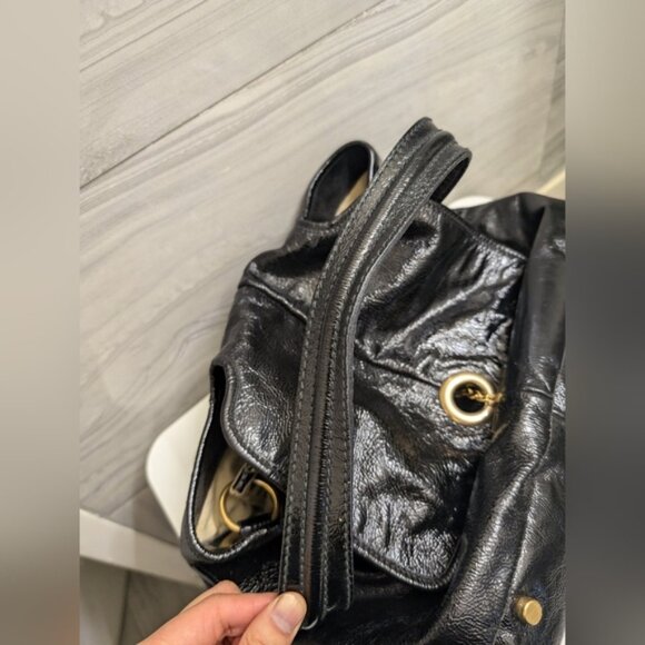 YSL Rive Gauche Capri Patent Leather Black Bucket Bag - Picture 8 of 16